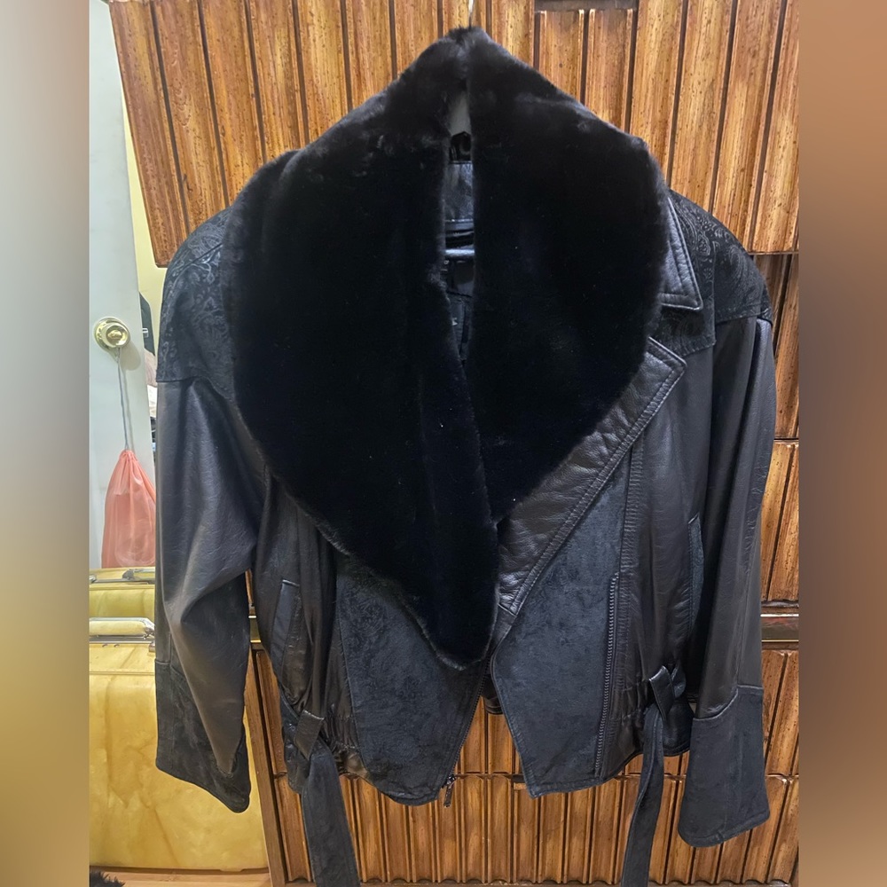 Wilson’s Leather Biker-Moto Women’s Vintage Jacket